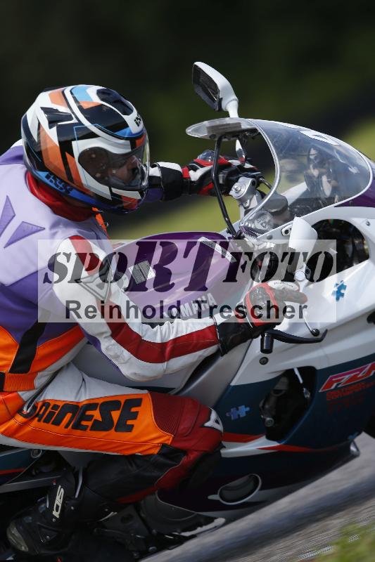 /Archiv-2024/29 12.06.2024 MOTO.CH Track Day ADR/Gruppe blau/43